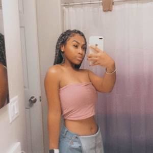 Meet your Posher, Kiara